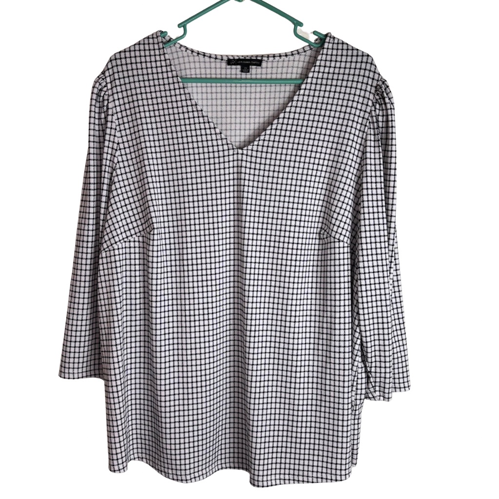 320 Adrianna Papell Black And White Grid Blouse